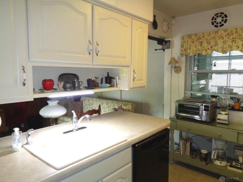 676 Wiltshire Boulevard, Dayton, OH 45419 Photo 9