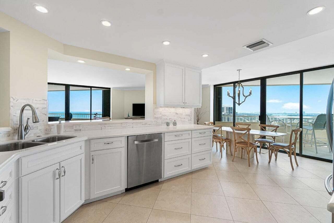 5080 N Ocean Drive, Unit 19d, Singer Island, FL 33404 Photo