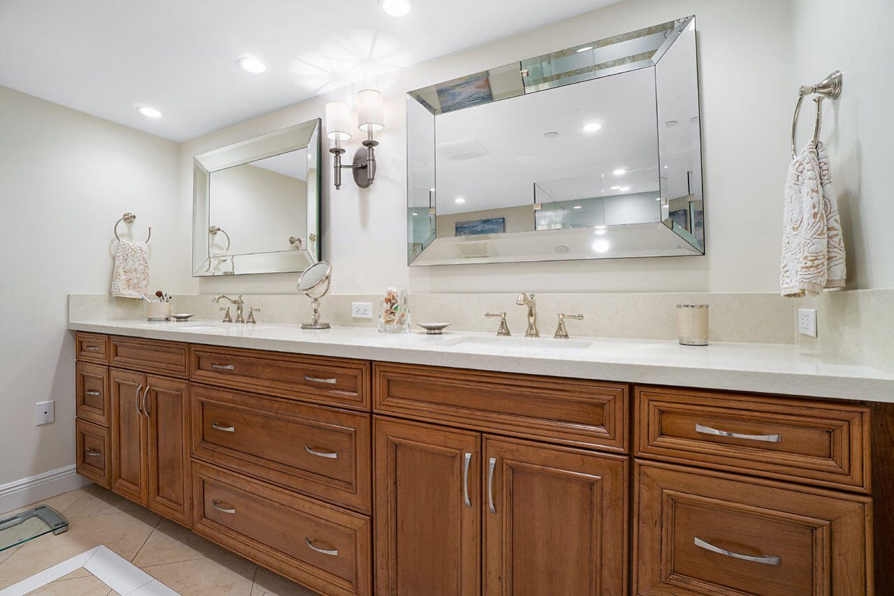 5080 N Ocean Drive, Unit 19d, Singer Island, FL 33404 Photo