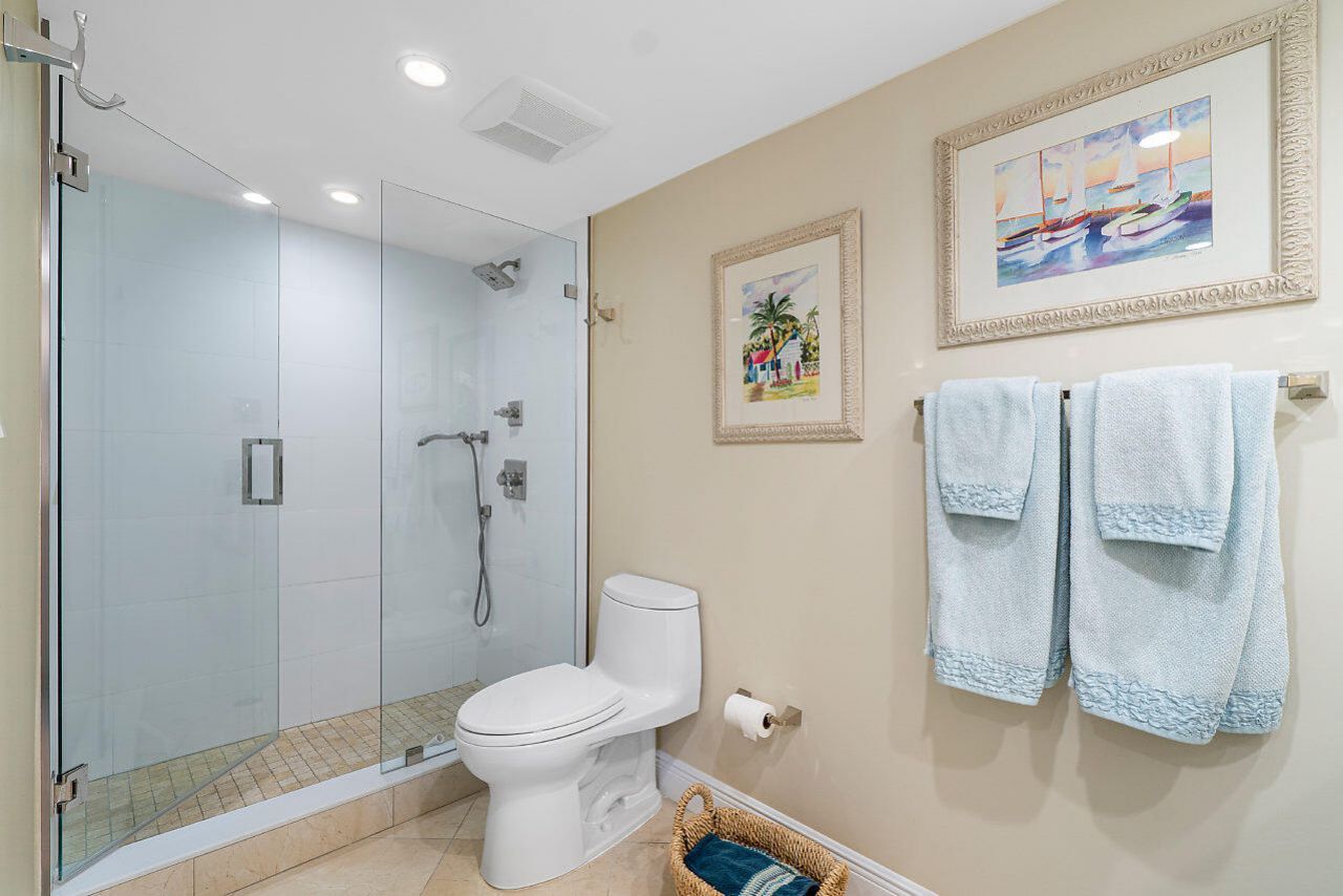 5080 N Ocean Drive, Unit 19d, Singer Island, FL 33404 Photo