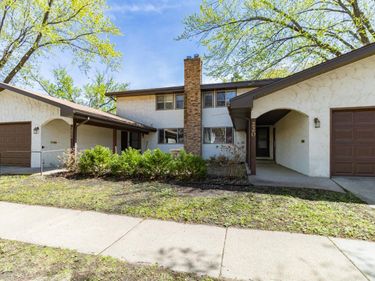 222 Virginia Street, Saint Paul, MN 55102