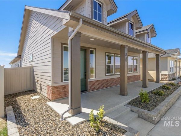 395 E Chevy Dr, Boise, ID 83716