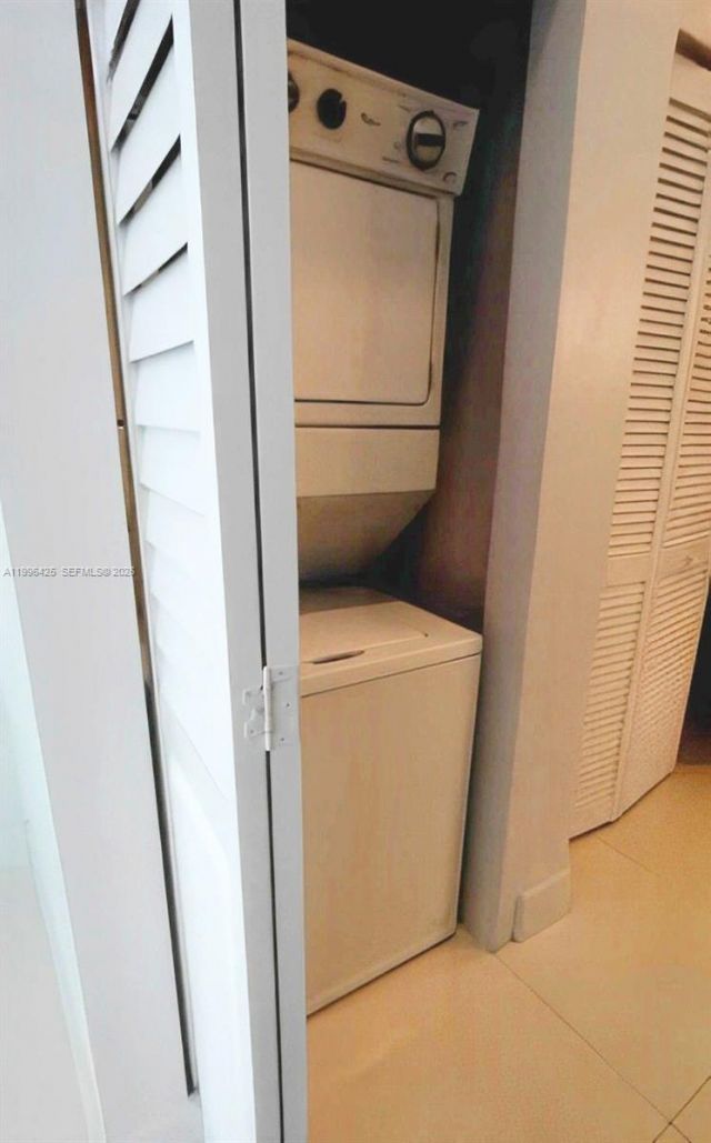 253 NE 2nd St , Unit 222, Miami, FL 33132 Photo