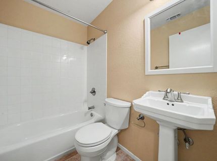 213 New York Ranch Rd #m, Unit M, Jackson, CA 95642 Photo