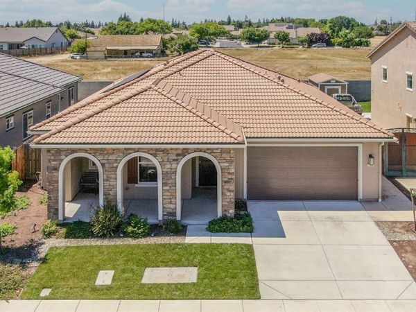 1849 Birdie Ave, Manteca, CA 95337