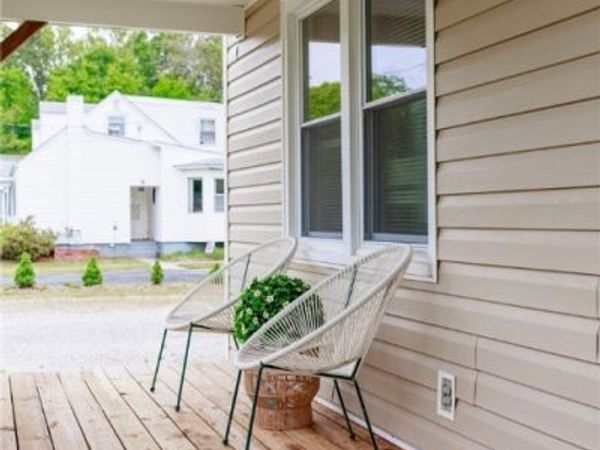 21407 Perdue Avenue , Chesterfield, VA 23803