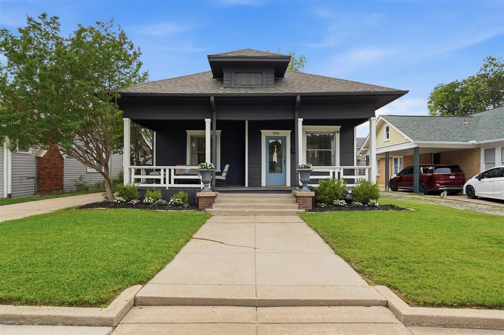 2238 Hurley Avenue, Fort Worth, TX 76110 Main Photo