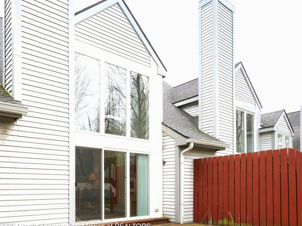 4002 Norfolk Court, Lansing, MI 48910