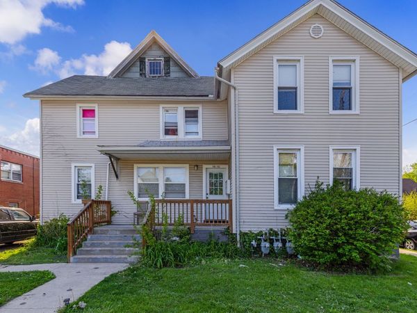 140 Summit Street , Rockford, IL 61107