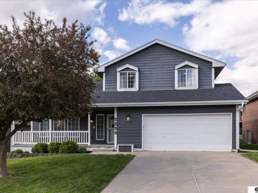 8442 Craig Avenue, Omaha, NE 68122