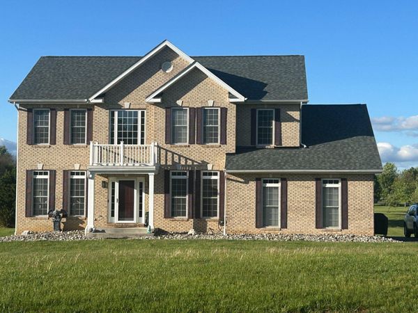 250 PAULAS CIRCLE, KEARNEYSVILLE, WV 25430
