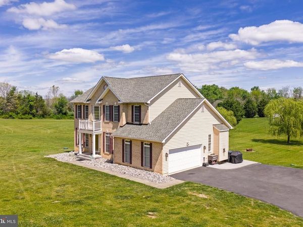 250 PAULAS CIRCLE, KEARNEYSVILLE, WV 25430