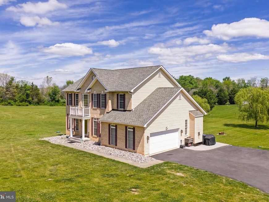 250 Paulas Circle, Kearneysville, WV 25430 Main Photo