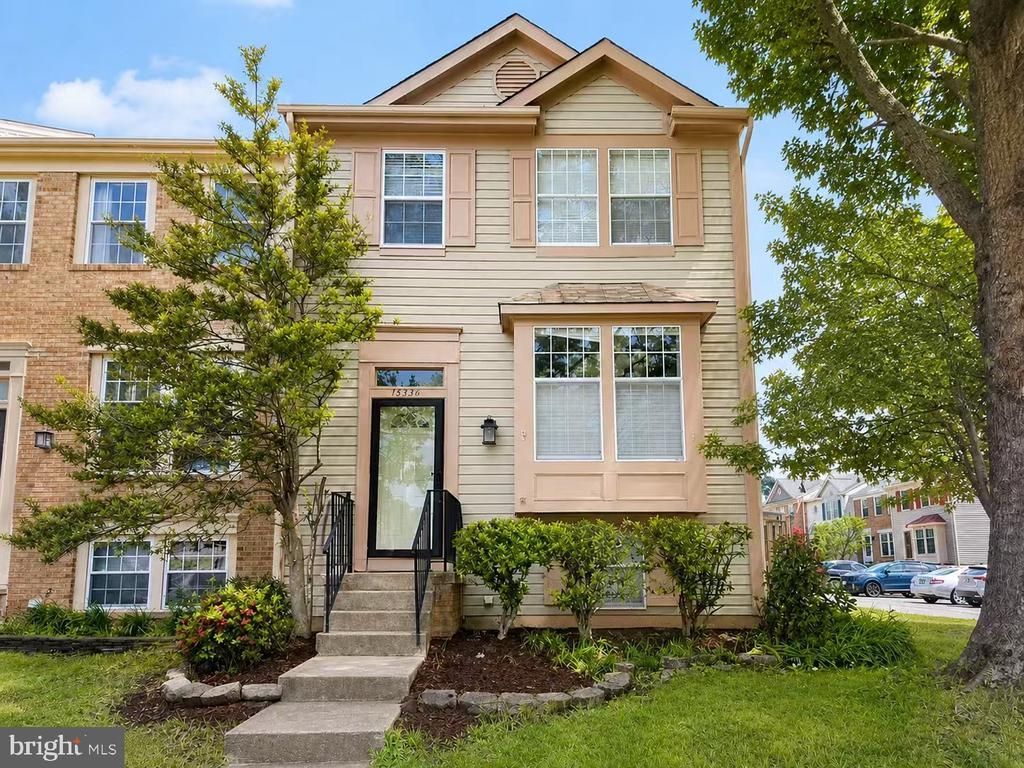 13336 Burkitts Road, Fairfax, VA 22033 Main Photo