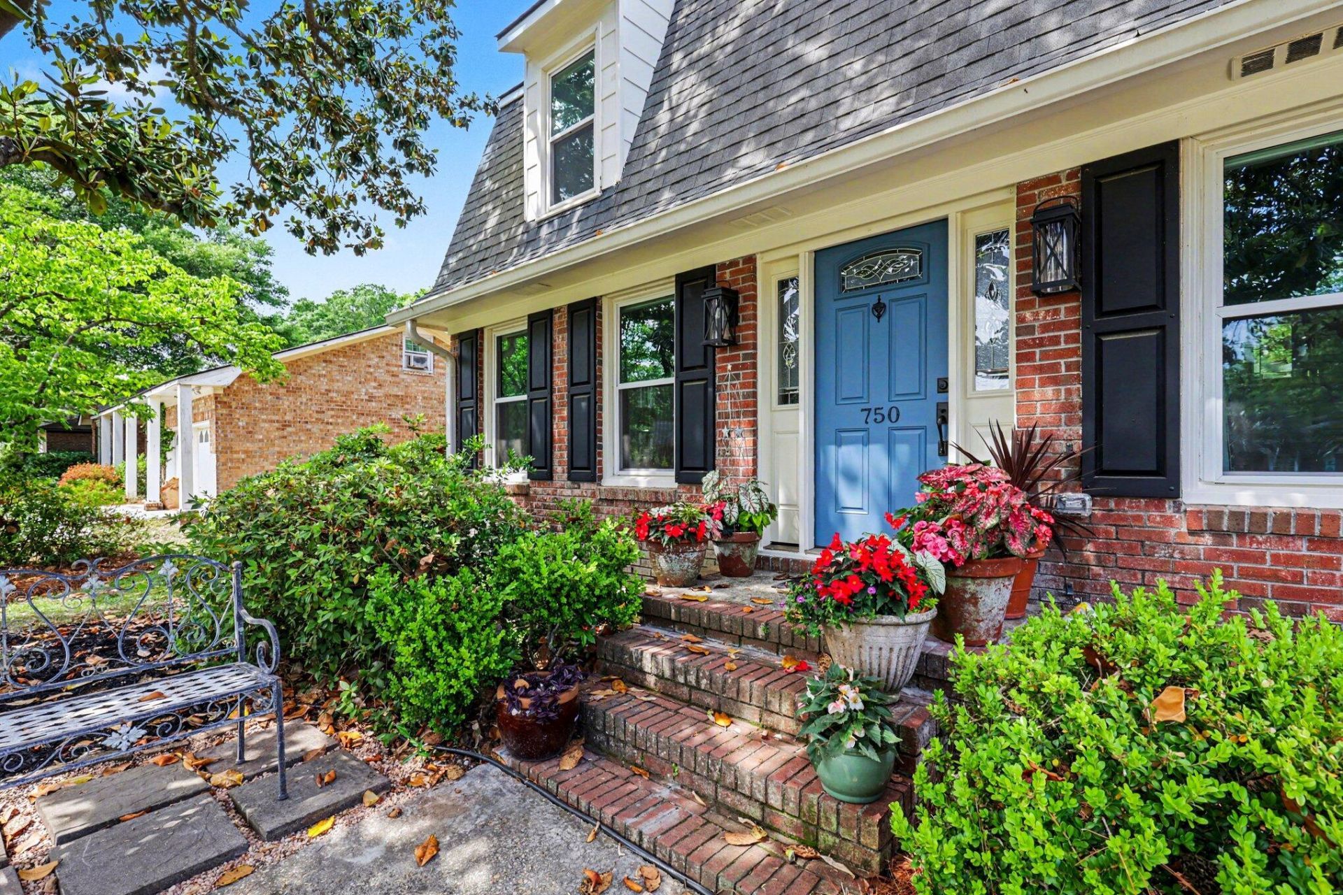 750 Leafwood Road Photo 4