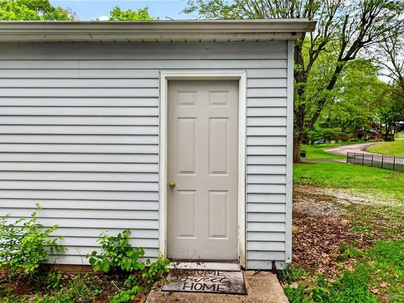 573 Louise Drive, Xenia, OH 45385 Photo 34