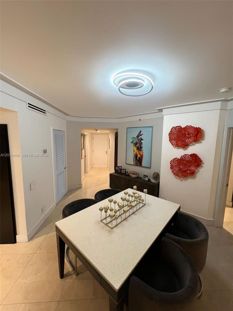 701 Brickell Key Blvd , Unit 910, Miami, FL 33131 Photo