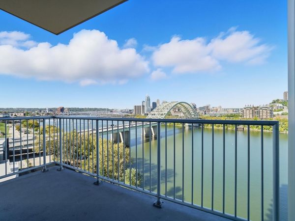 400 Riverboat Row, Unit 1102, Newport, KY 41071