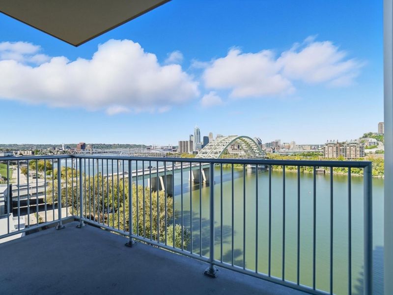 400 Riverboat Row, Unit 1102, Newport, KY 41071 Photo 1