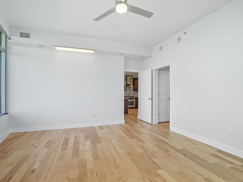 400 Riverboat Row, Unit 1102, Newport, KY 41071 Photo 18