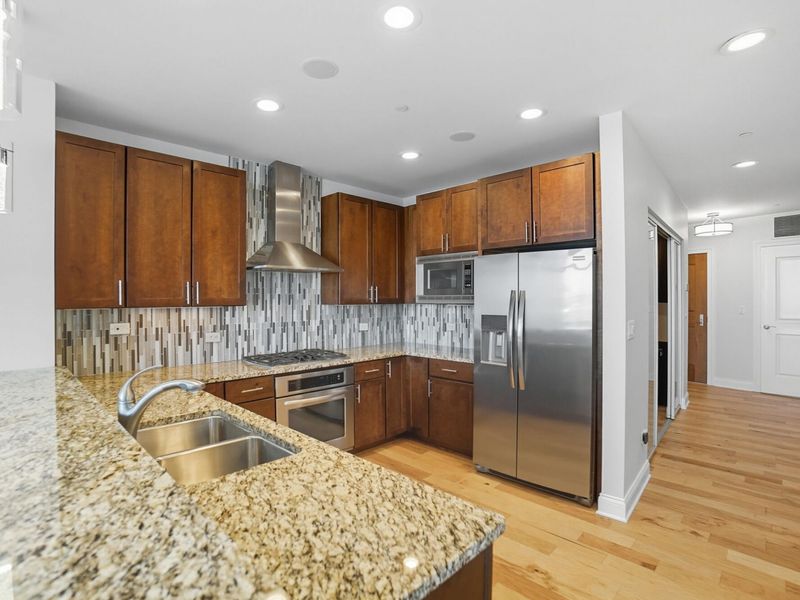 400 Riverboat Row, Unit 1102, Newport, KY 41071 Photo 5