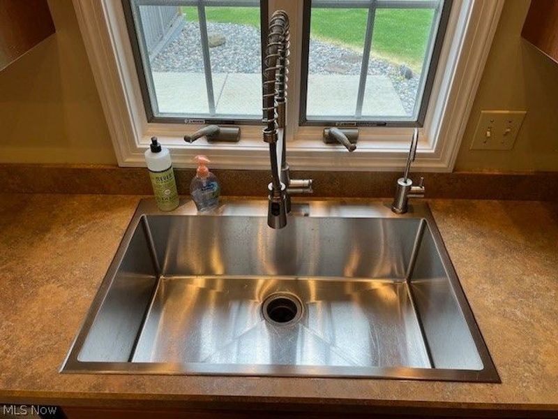 5342 Clingan Trails Boulevard, Struthers, OH 44471 Photo 24