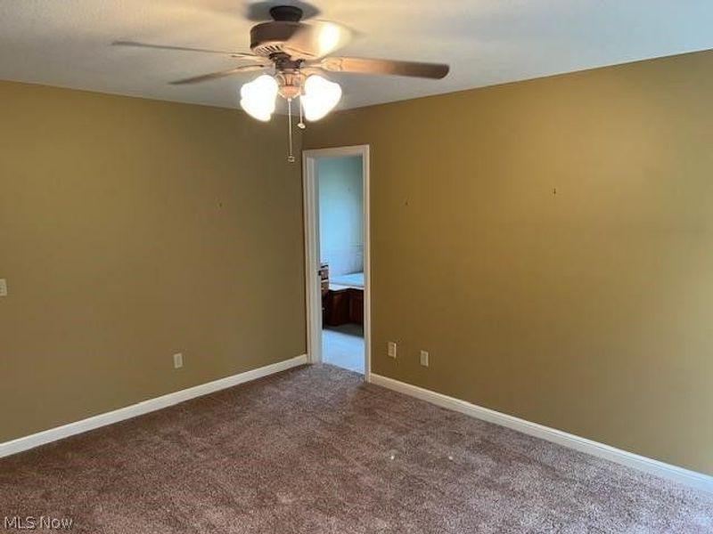 5342 Clingan Trails Boulevard, Struthers, OH 44471 Photo 31