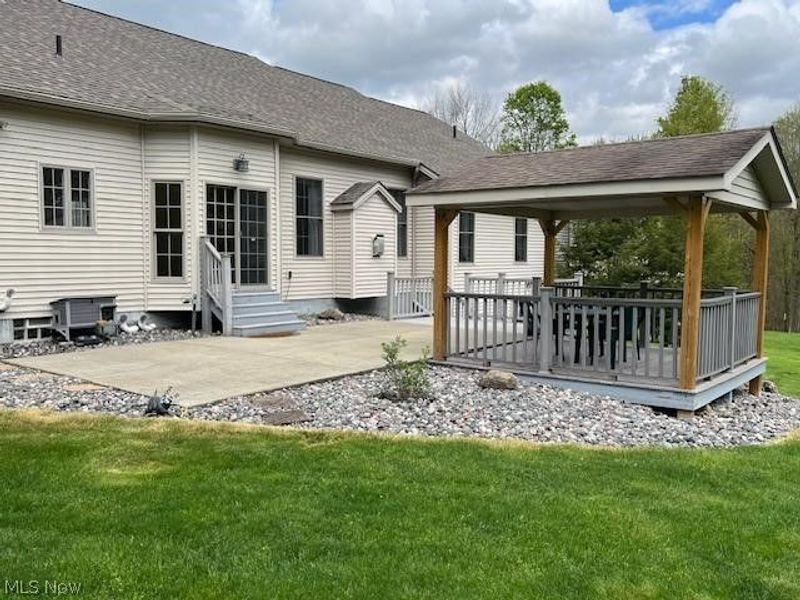 5342 Clingan Trails Boulevard, Struthers, OH 44471 Photo 9