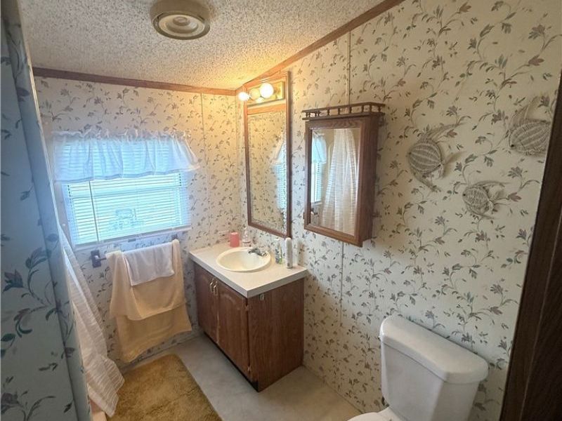 26240 Broadway Avenue, Oakwood Village, OH 44146 Photo 11
