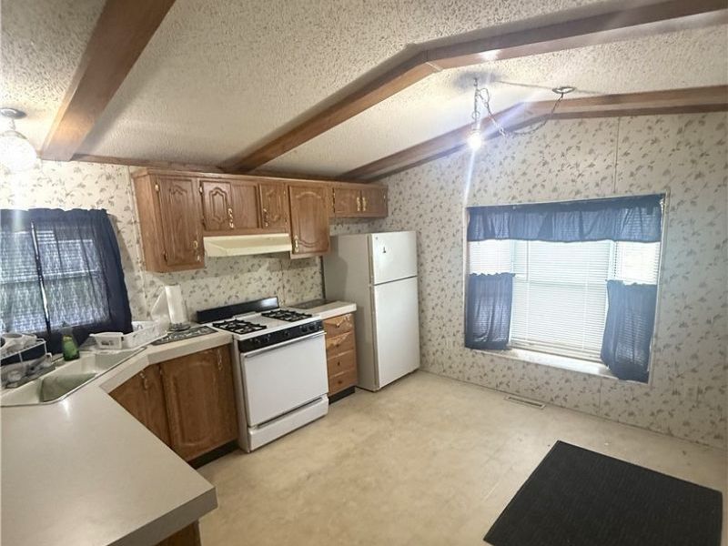 26240 Broadway Avenue, Oakwood Village, OH 44146 Photo 3
