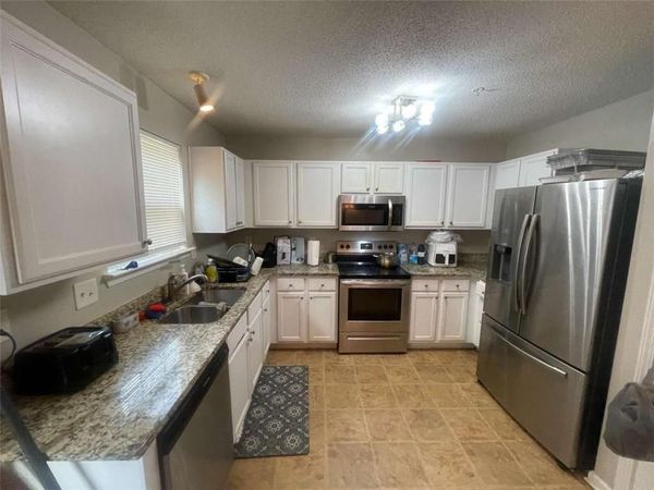 1763 Old Dogwood , Jonesboro, GA 30238