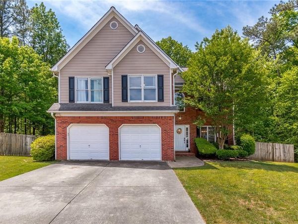 1800 Hazy Glen Court NW, Acworth, GA 30102