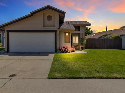 7022 Sprig Dr, Sacramento, CA 95842 Photo