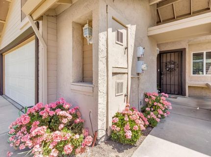 7022 Sprig Dr, Sacramento, CA 95842 Photo
