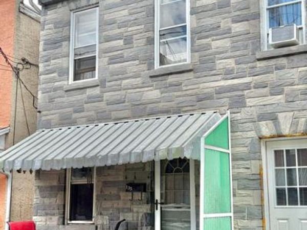 135 OLD DORWART STREET, LANCASTER, PA 17603