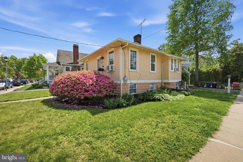 524 N Kenmore Street, Arlington, VA 22201 Main Photo