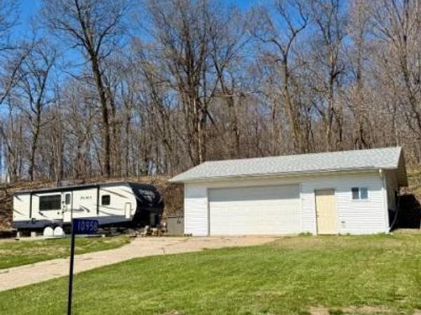 10958 Eagle Lake Road , Frazee, MN 56544