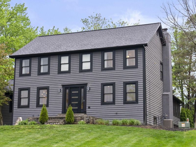 478 Old Mill Drive, Columbus, OH 43230 Photo 1