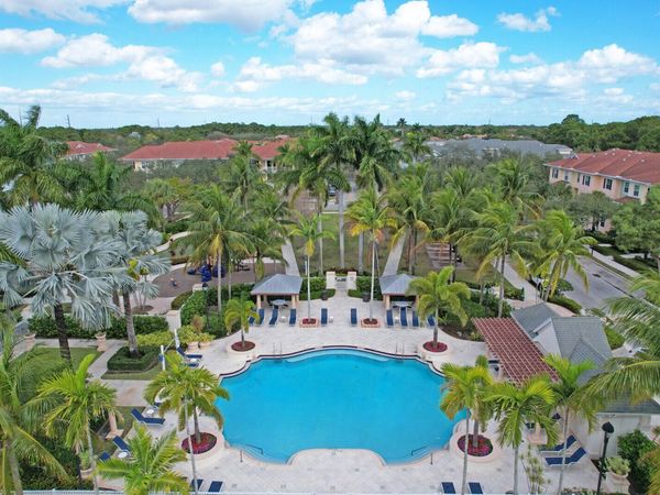 276 Murcia Drive, Unit 310, Jupiter, FL 33458