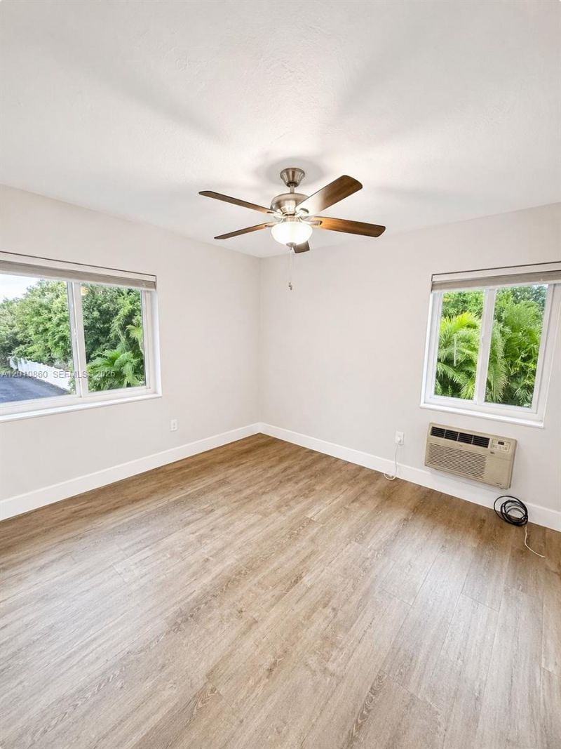 125 Edgewater Dr, Unit 9, Coral Gables, FL 33133 Photo