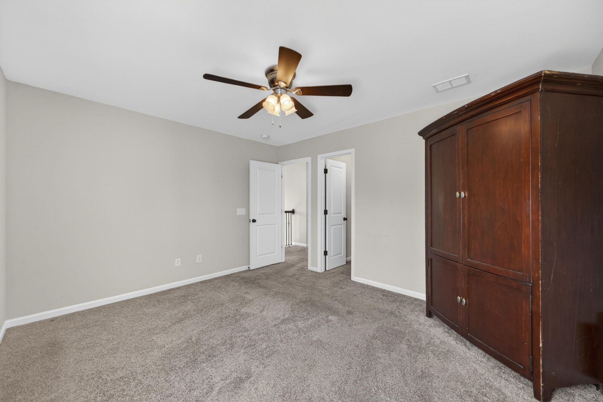 158 Firethorn Photo 17