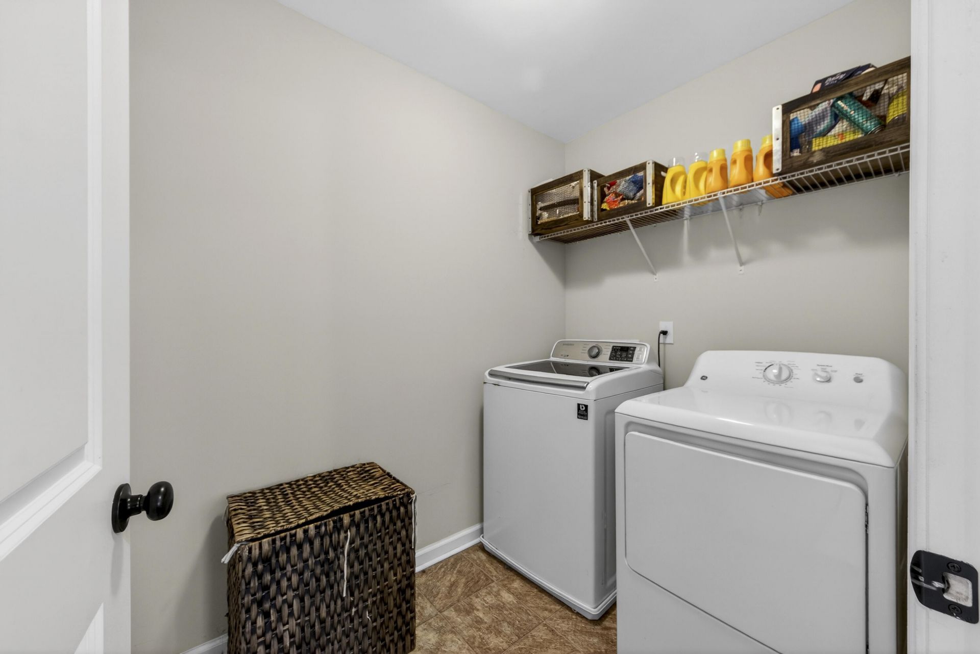 158 Firethorn Photo 21