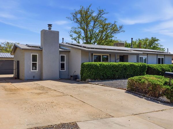 11612 Marquette Avenue NE, Albuquerque, NM 87123