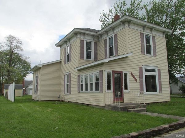725 N Main Street, Warren, IN 46792