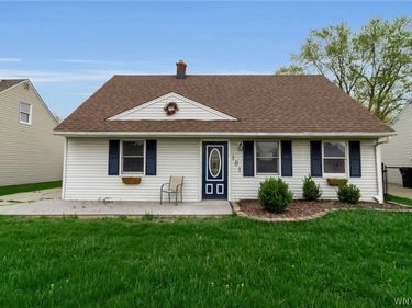 101 E Somerset Avenue, Tonawanda, NY 14150