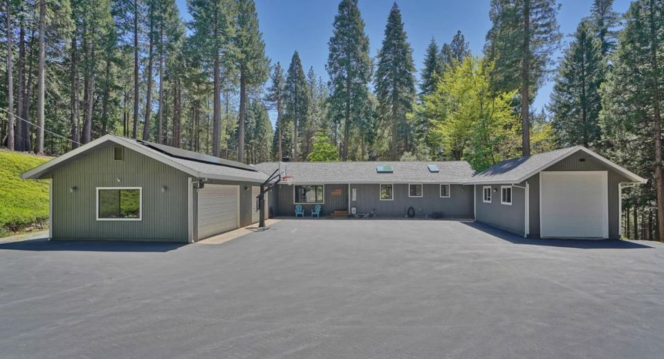2320 Old Blair Mill Rd, Pollock Pines, CA 95726 Photo
