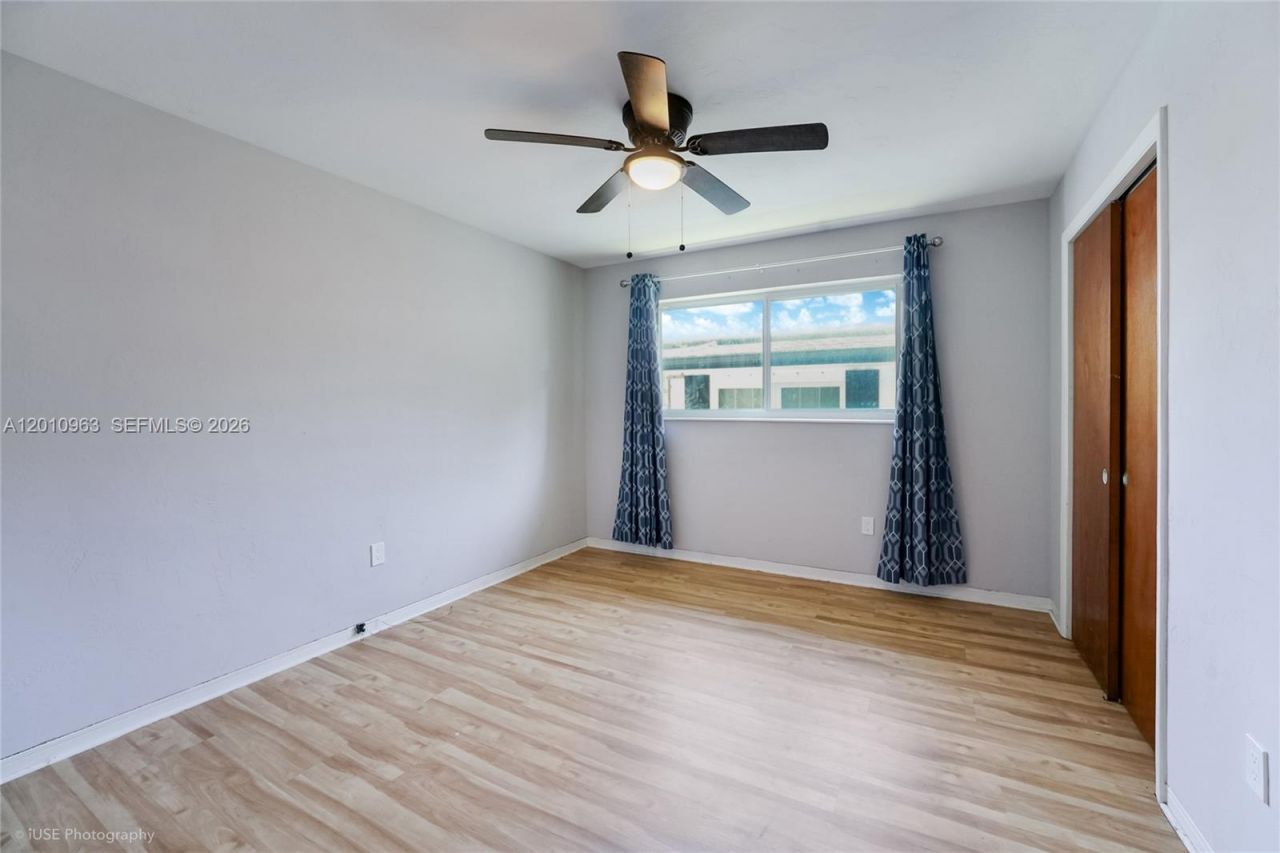 3278 Thomas Ave , Miami, FL 33133 Photo