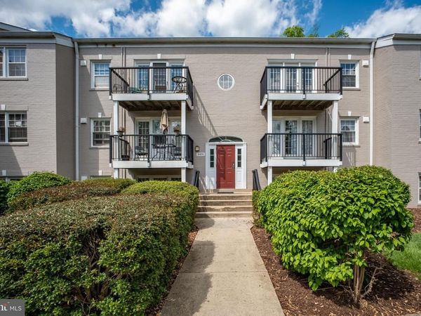 9479 FAIRFAX BOULEVARD, Unit 304, FAIRFAX, VA 22031