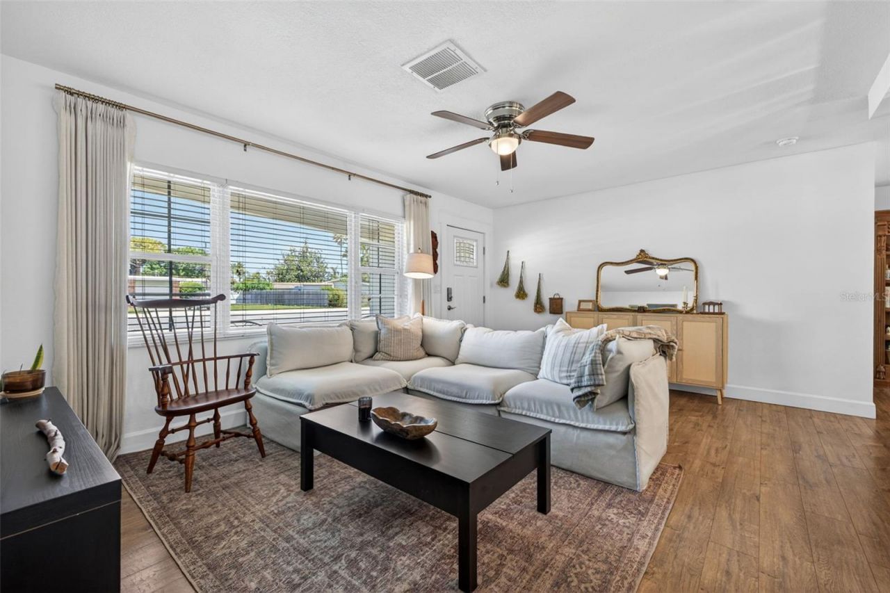 605 Mehlenbacher Road , Belleair Bluffs, FL 33770 Photo