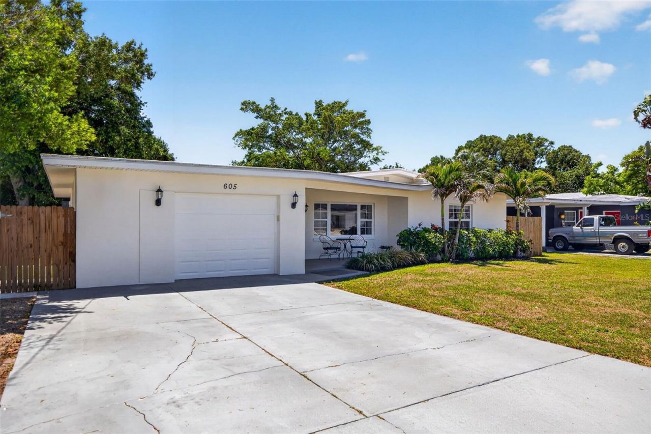 605 Mehlenbacher Road , Belleair Bluffs, FL 33770 Photo